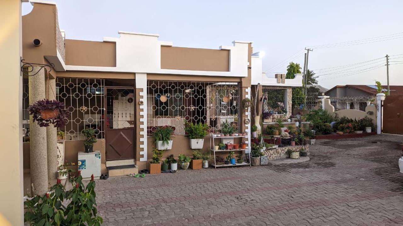 Babajay Family Home Dar es Salaam Exterior foto