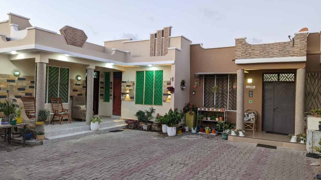 Babajay Family Home Dar es Salaam Exterior foto